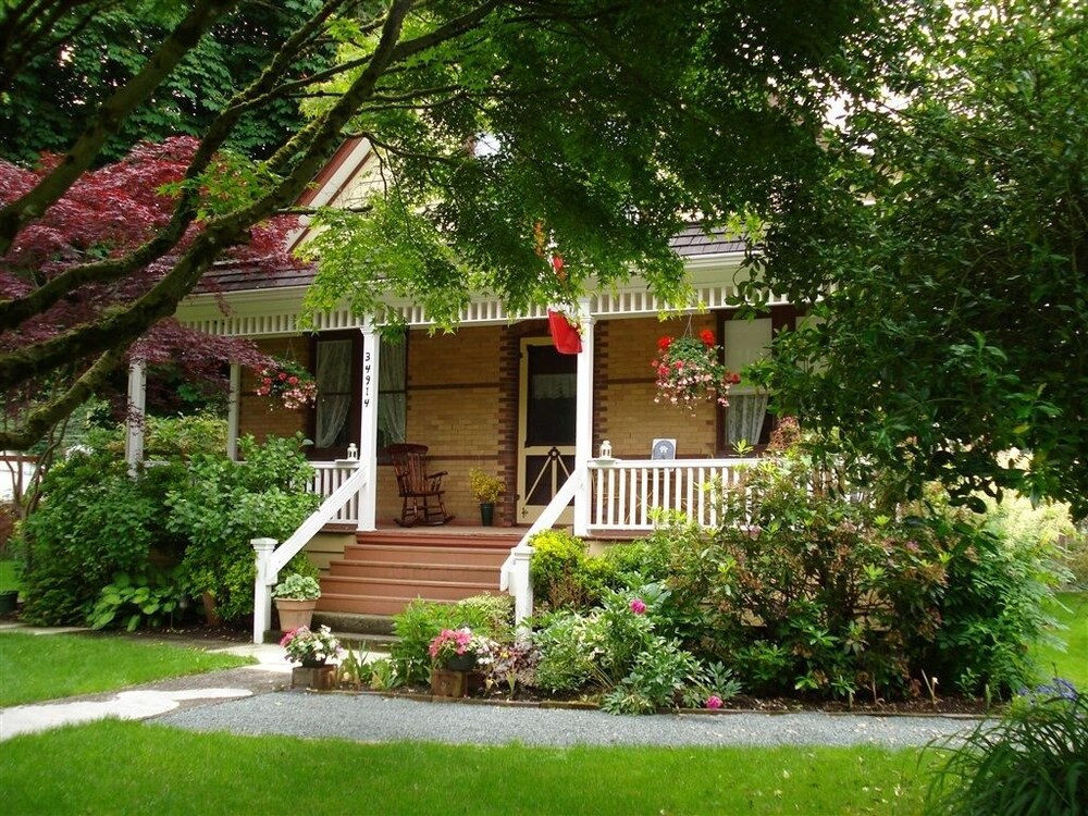 Clayburn Village Bed and Breakfast in Abbotsford, Canada