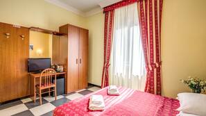 In-room safe, desk, blackout curtains, rollaway beds