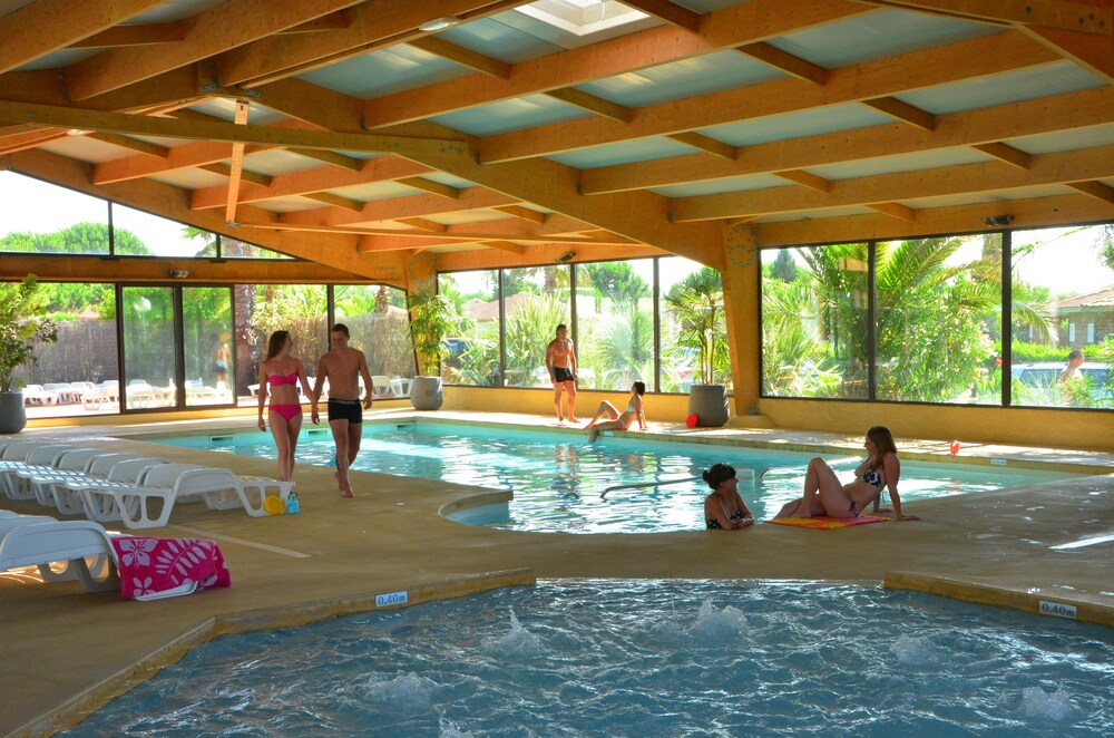 Domaine De Lespagnac In Portiragnes Cheap Hotel Deals