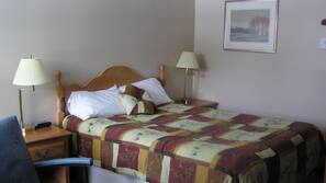 Desk, iron/ironing board, free WiFi