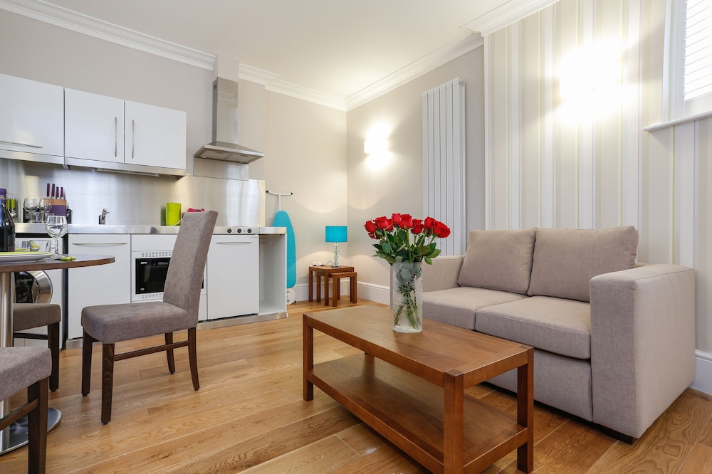 伦敦兰开斯特公寓酒店