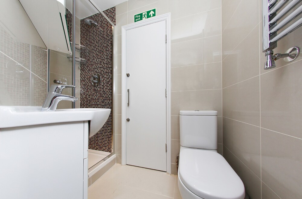 伦敦兰开斯特公寓酒店