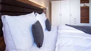 Literie de qualité supérieure, coffre-forts dans les chambres, bureau