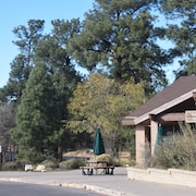 Top 10 Supai Az Hotels 155 Hotel Deals On Expedia Yavapai Lodge Inside The Park