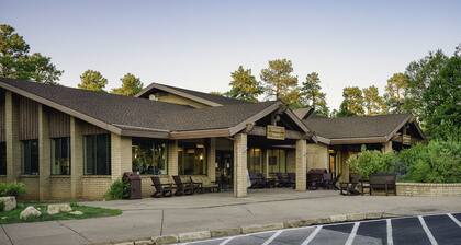 Yavapai Lodge