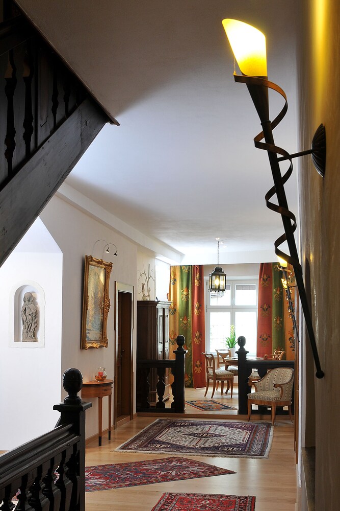 Hotel Deutsches Haus Reviews Photos Rates Ebookers Com