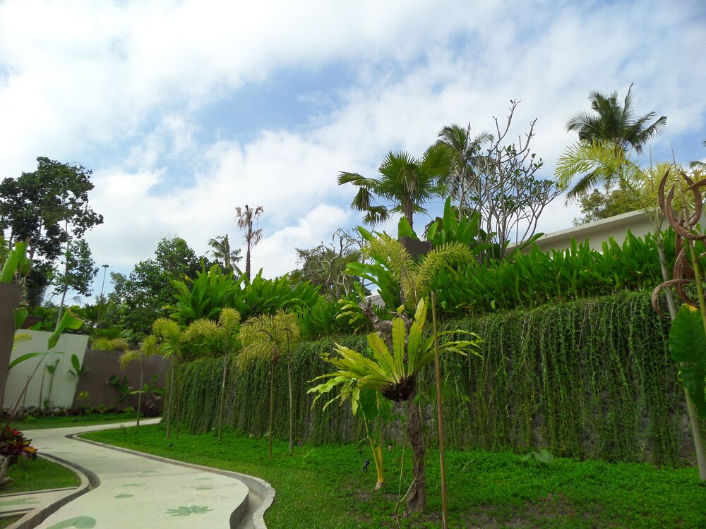 Foto - Senetan Villas and Spa Resort