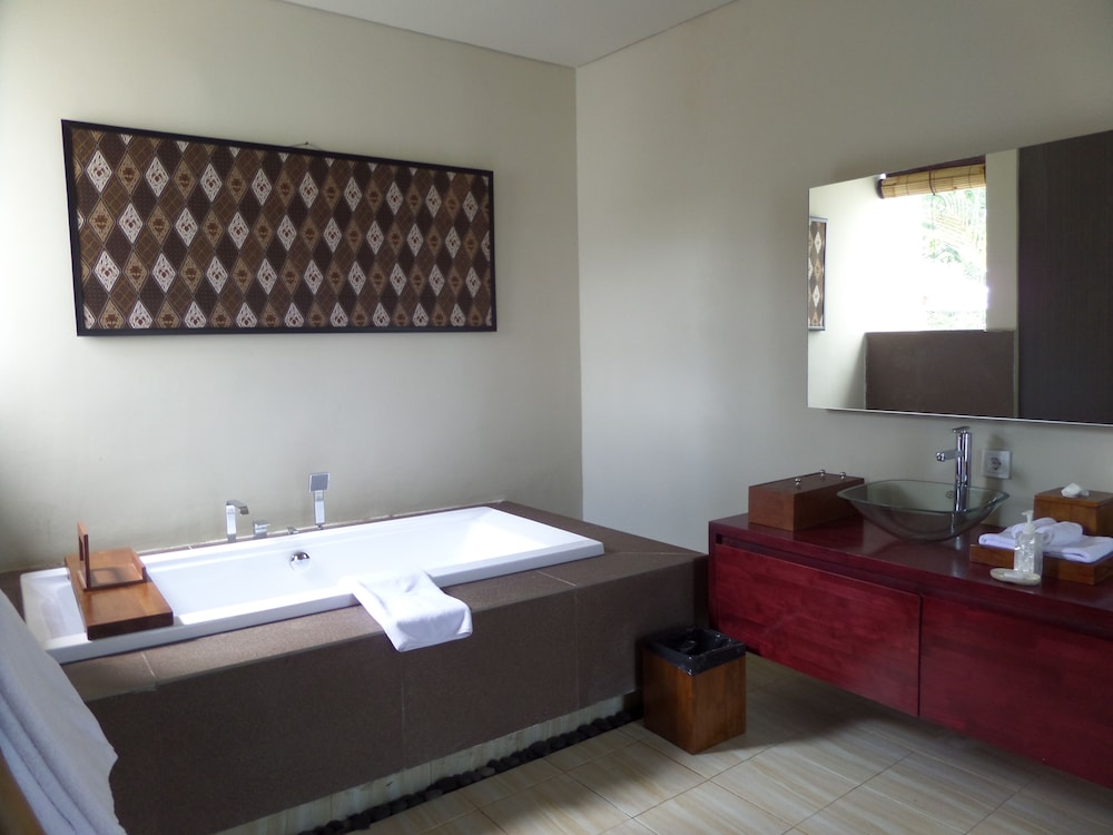 Foto - Senetan Villas and Spa Resort