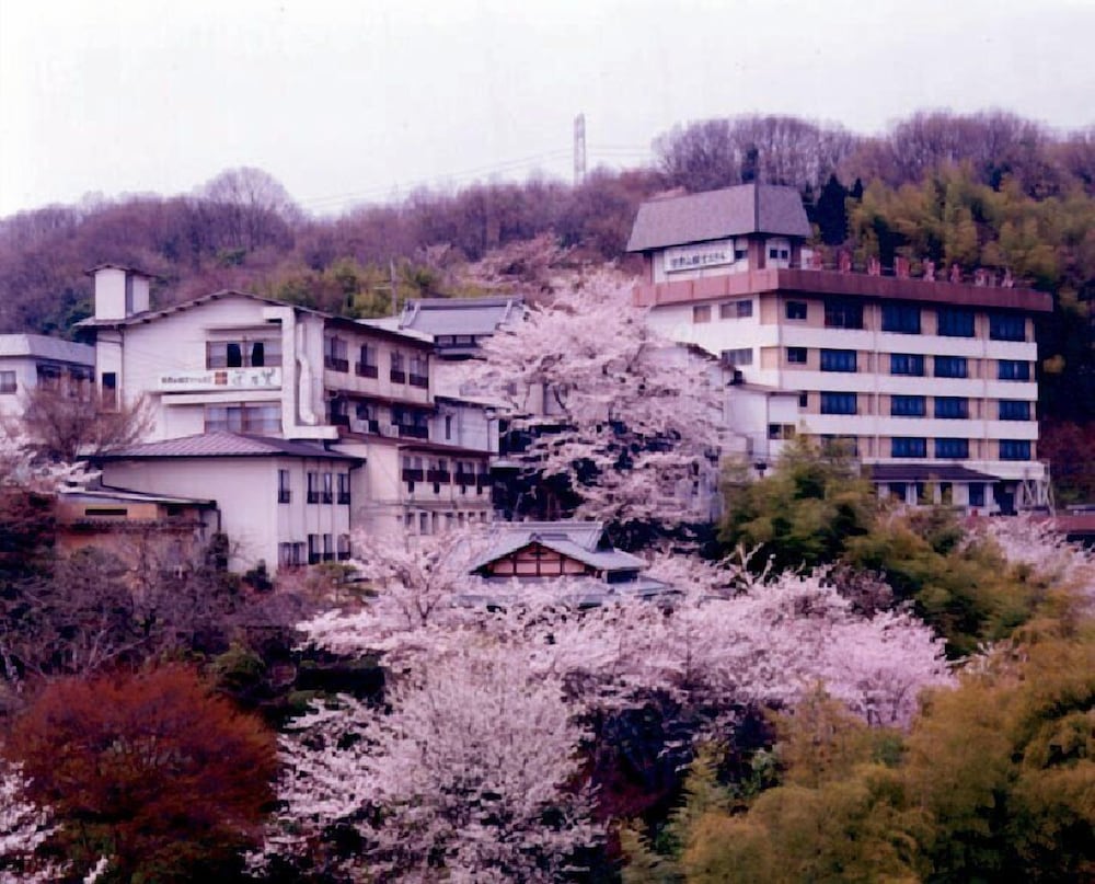 Shigisan Kanko Hotel 2018 Pictures Reviews Prices Deals Exterior Featured Image