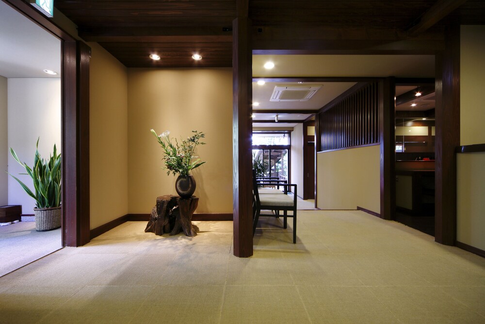 Kusayane no yado Ryunohige in Yufu, Japan