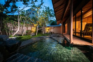 Premium Villa, Non Smoking (Shuseian) | In-room safe, desk, free WiFi, bed sheets