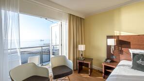 Hochwertige Bettwaren, Pillowtop-Betten, Minibar, Zimmersafe