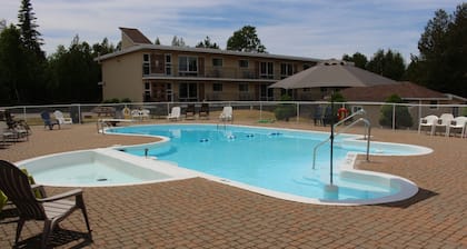 Sauble Beach Lodge