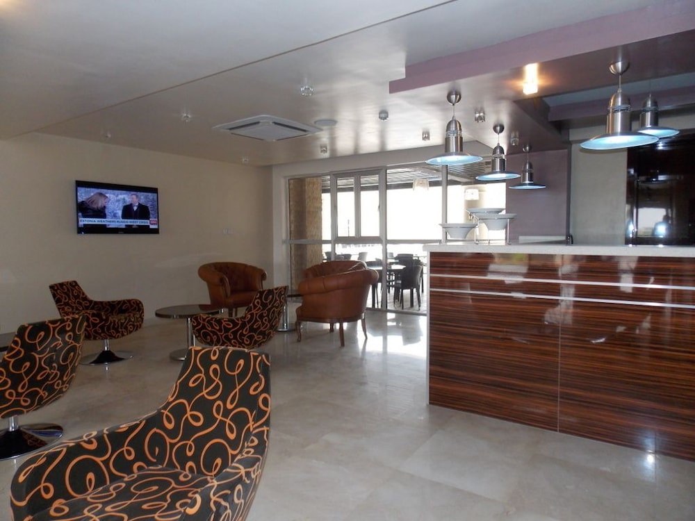 Full Moon Hotels Rooms, Reviews & Deals (Owerri, NGA) Wotif