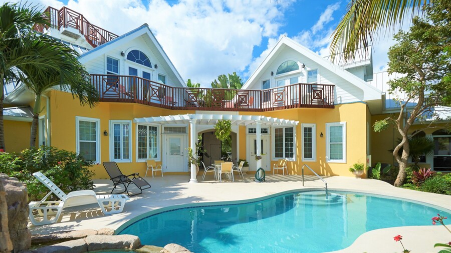 Shangri-La Boutique Bed & Breakfast