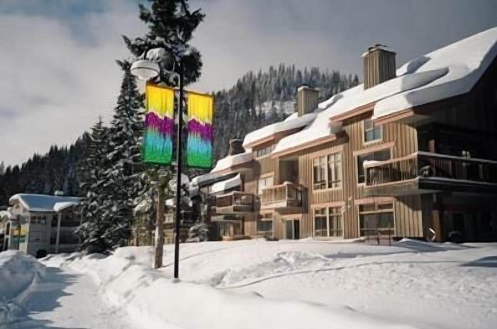 Sun Peaks Accommodation by Bear Country in Sun Peaks in Kamloops, Canada