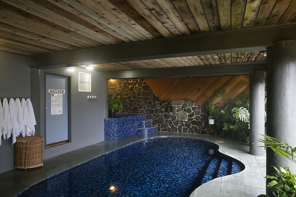 Falls Creek Hotel