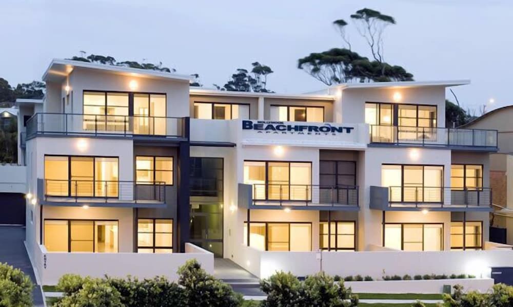 Mollymook Beachfront Executive Apartment