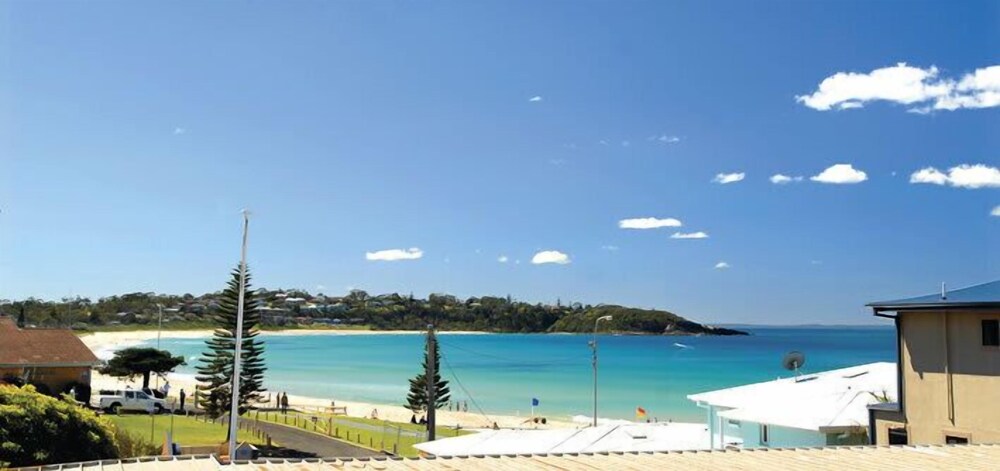 Mollymook Beachfront Executive Apartment