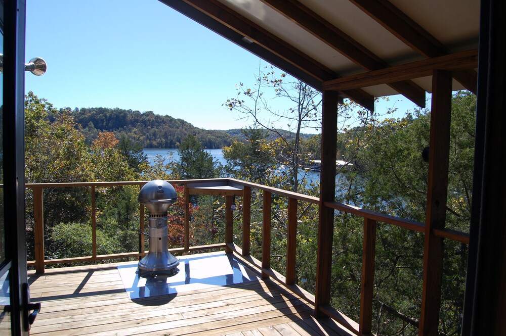 Beaver Lakefront Cabins Couples Only Getaways in Eureka Springs