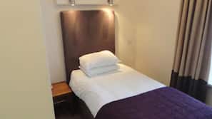 Desk, iron/ironing board, free WiFi