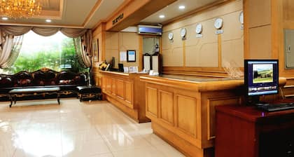 Chambord Hotel