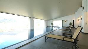 Indoor pool, outdoor pool