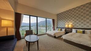 In-room safe, desk, iron/ironing board, free WiFi