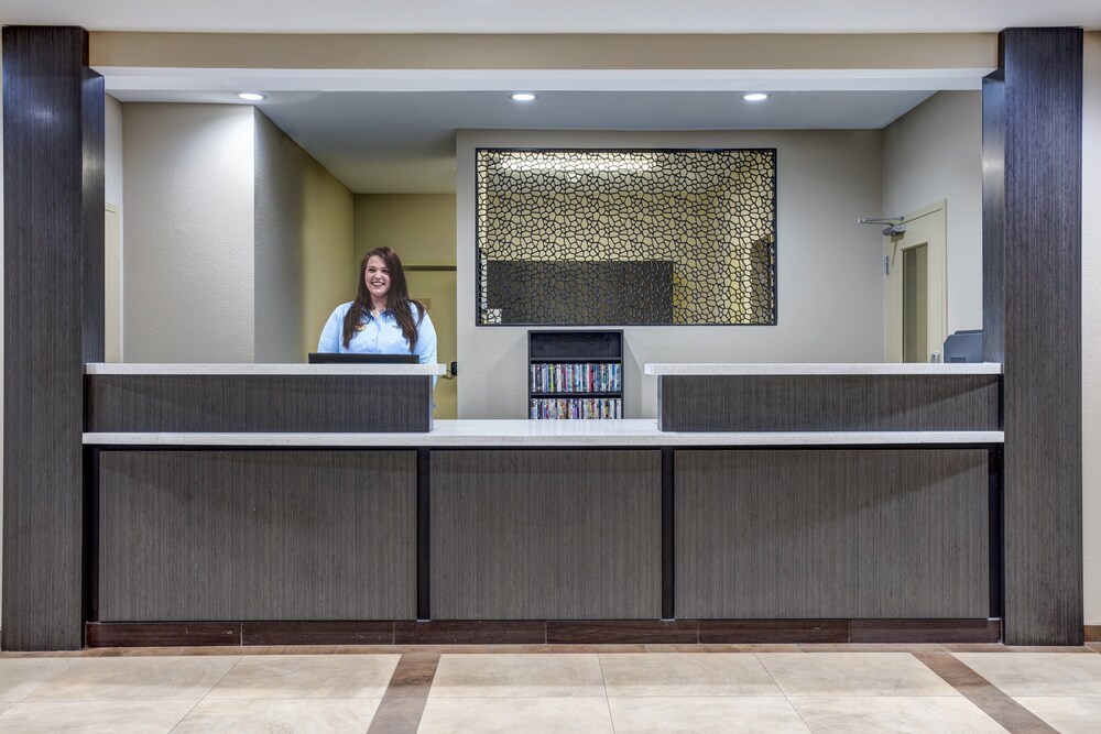 Candlewood Suites Cut Off, an IHG Hotel