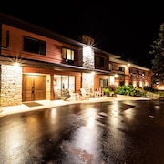 waterfront hotels in sister bay wi