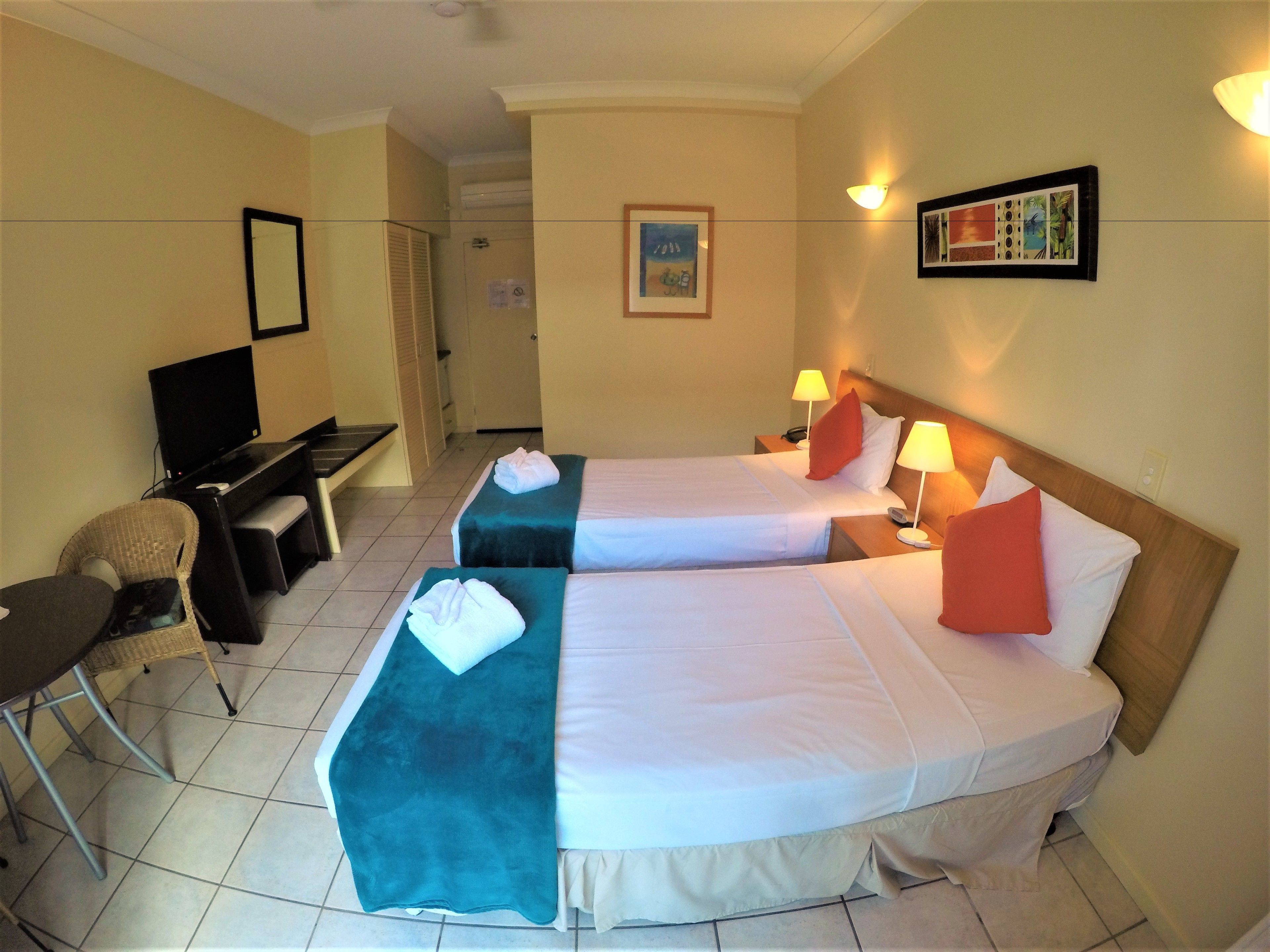 Crystal Garden Resort & Restaurant