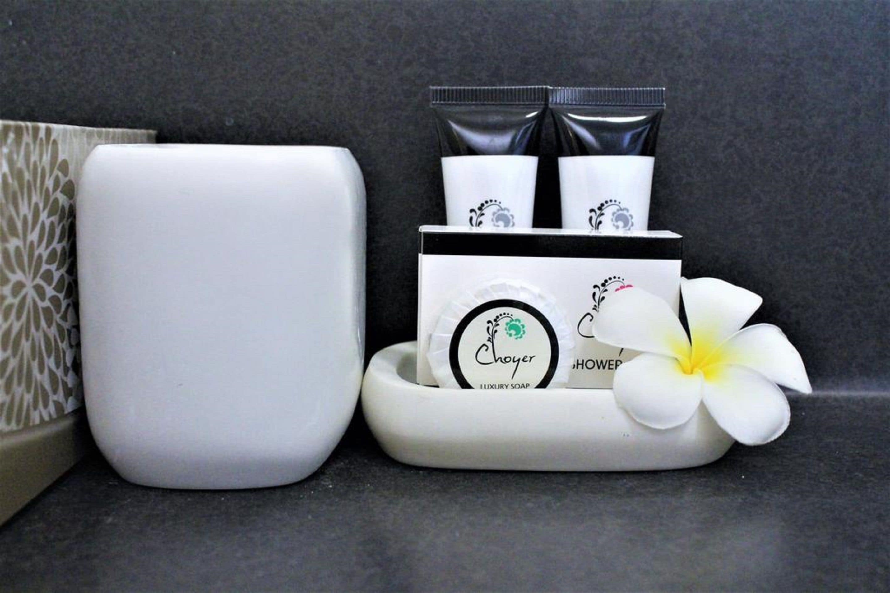 Crystal Garden Resort & Restaurant