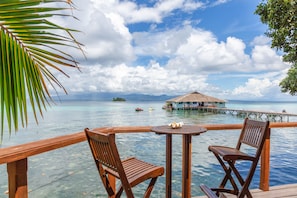 Honeymoon Bungalow | In-room safe, free cribs/infant beds, free rollaway beds, bed sheets