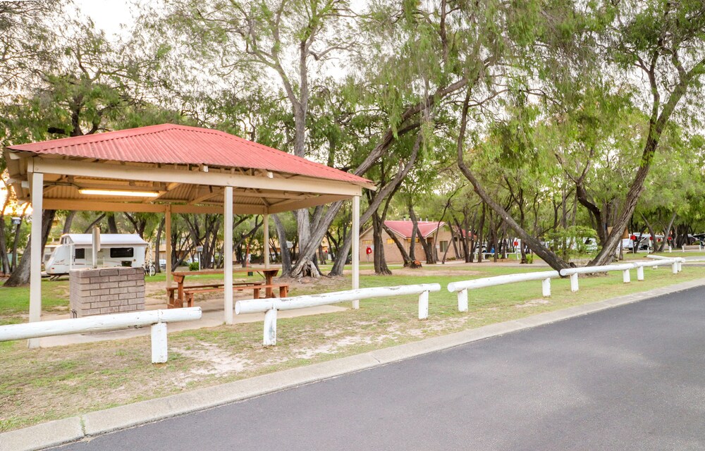 Amblin Holiday Park