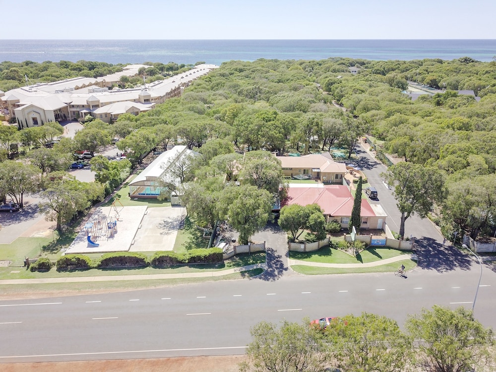 Amblin Holiday Park