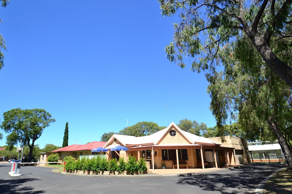 Amblin Holiday Park