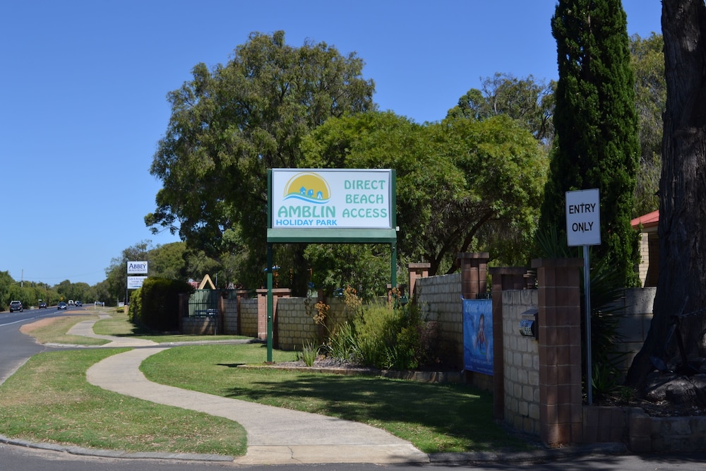 Amblin Holiday Park