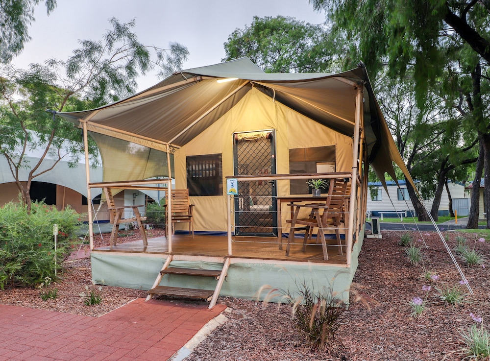Amblin Holiday Park