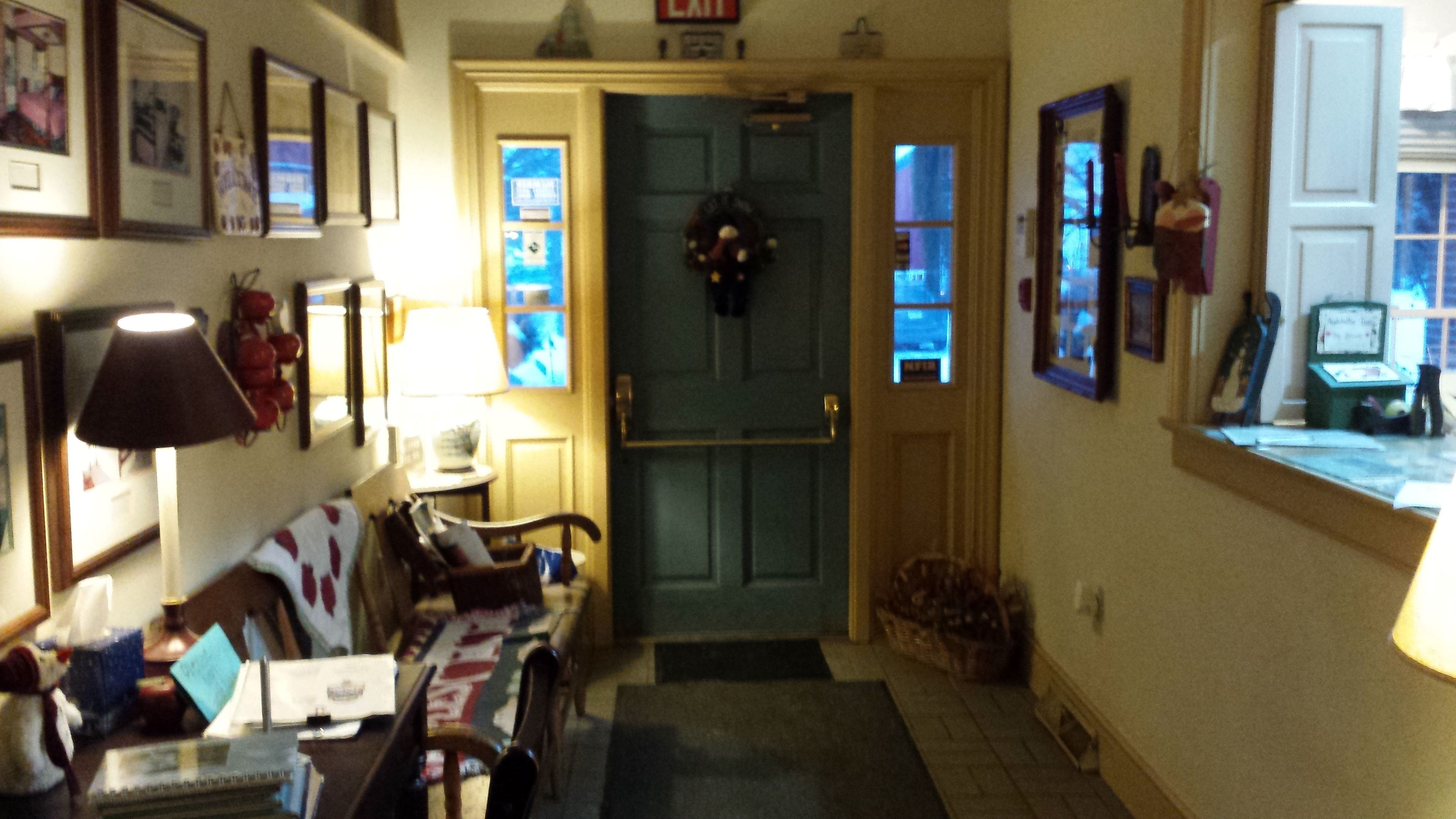Applebutter Inn in Hermitage, United States