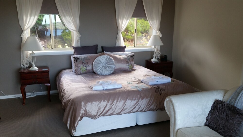 Waterview Gardens Bed And Breakfast