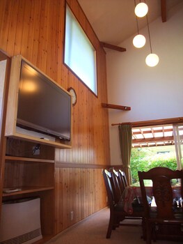 Lake Villa Kawaguchiko Reviews Photos Rates Ebookers Com Lake Villa Kawaguchiko Reviews Photos Rates Ebookers Com