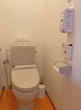 Lake Villa Kawaguchiko Reviews Photos Rates Ebookers Com Lake Villa Kawaguchiko Reviews Photos Rates Ebookers Com