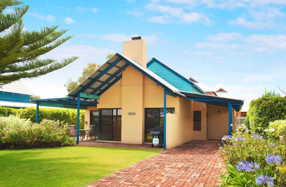 Dunsborough Beach Cottages