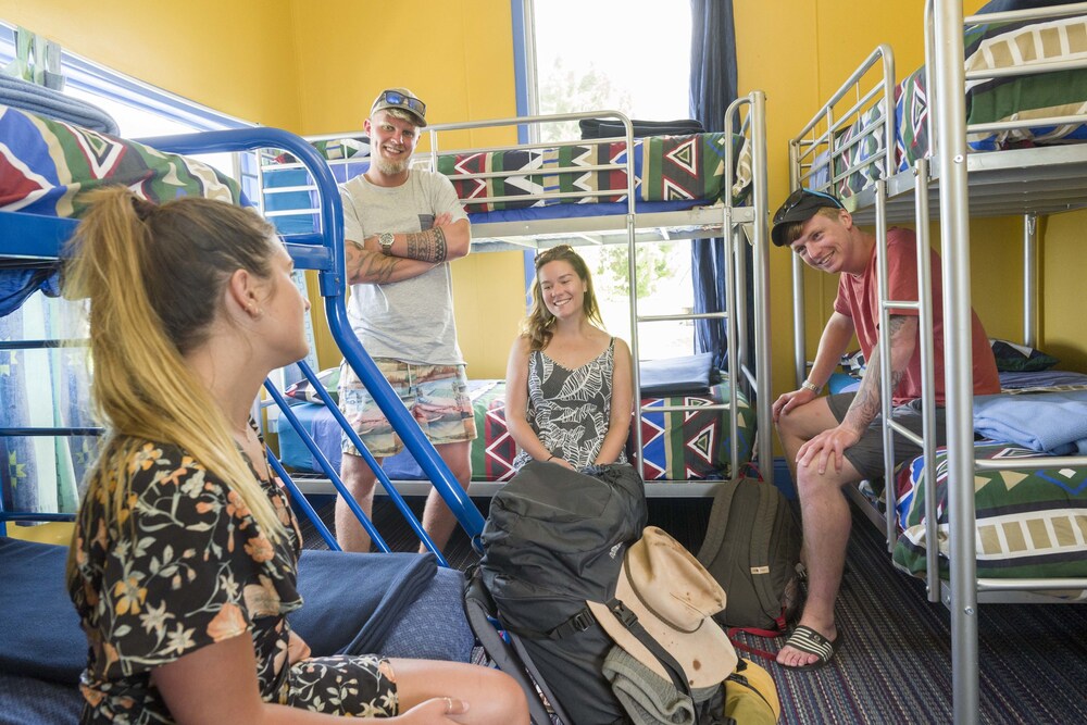 Albany Bayview Lodge YHA