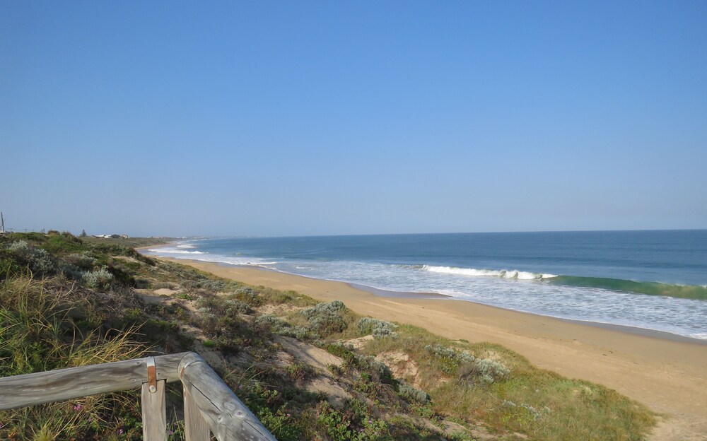 Beach Front - The Wedge