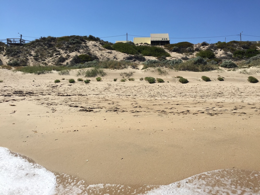 Beach Front - The Wedge