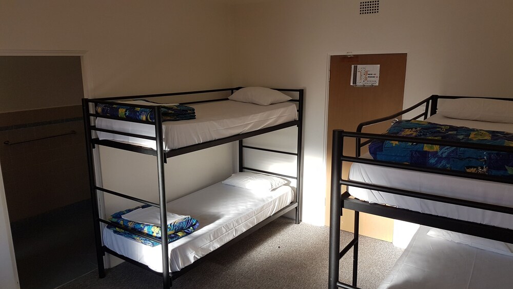 Central Backpackers - Hostel