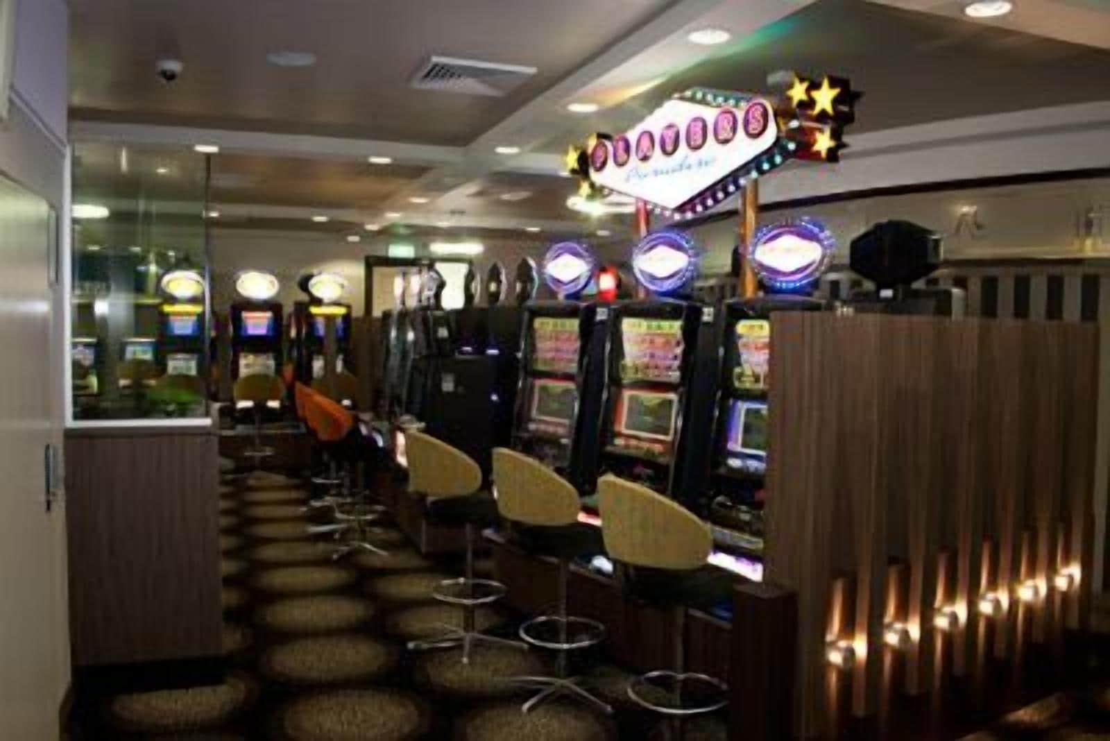 Park Avenue Hotel Motel