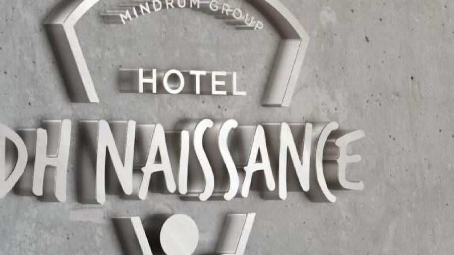 Friendly DH Naissance Hotel by Mindrum Group
