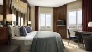 Minibar, in-room safe, desk, free cots/infant beds